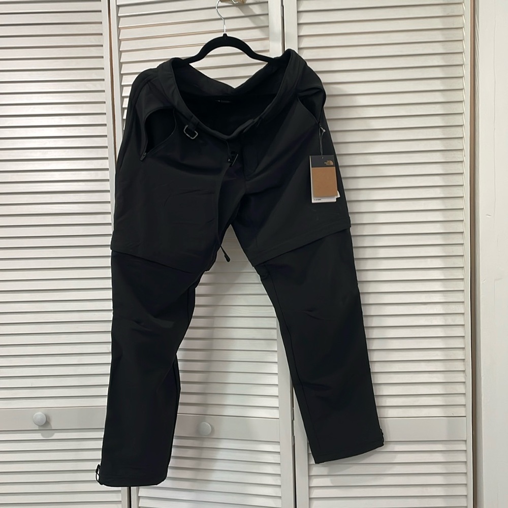 Patagonia Men’s Black Pant Size Medium